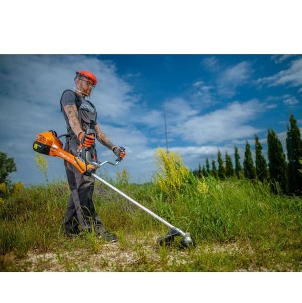 Villager benzinski trimer BC2700XCE (2,7KS) 046518