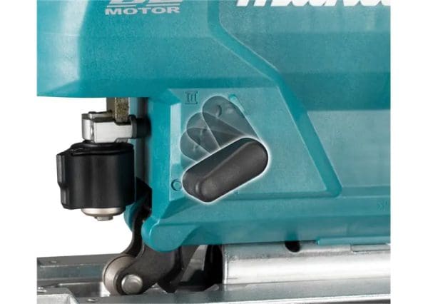 Makita aku ubodna pila DJV184Z 18V 135mm 2,4kg