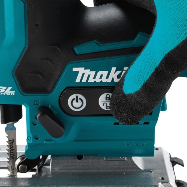 Makita aku ubodna pila DJV185Z 18V 135mm 2,9kg