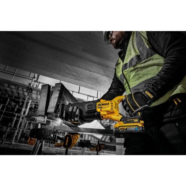 DeWalt aku sabljasta pila DCS386H2T 1854V Flexvolt 2x5,0Ah Powestack