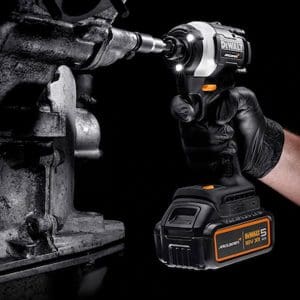 DeWalt aku udarni odvijač DCF85MP2T 18V 14 205Nm 2x5Ah McLaren F1