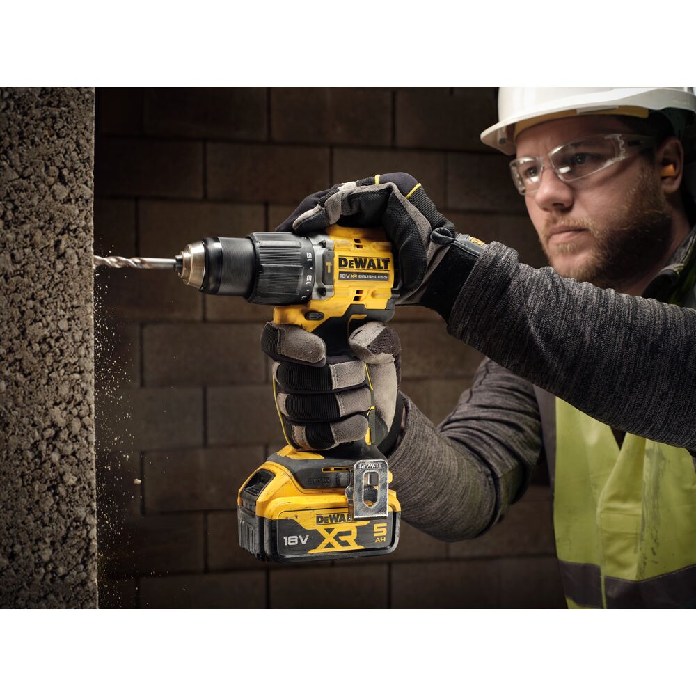 DeWalt aku bušilica DCD799P2T 18V 2x5,0Ah 74 Nm
