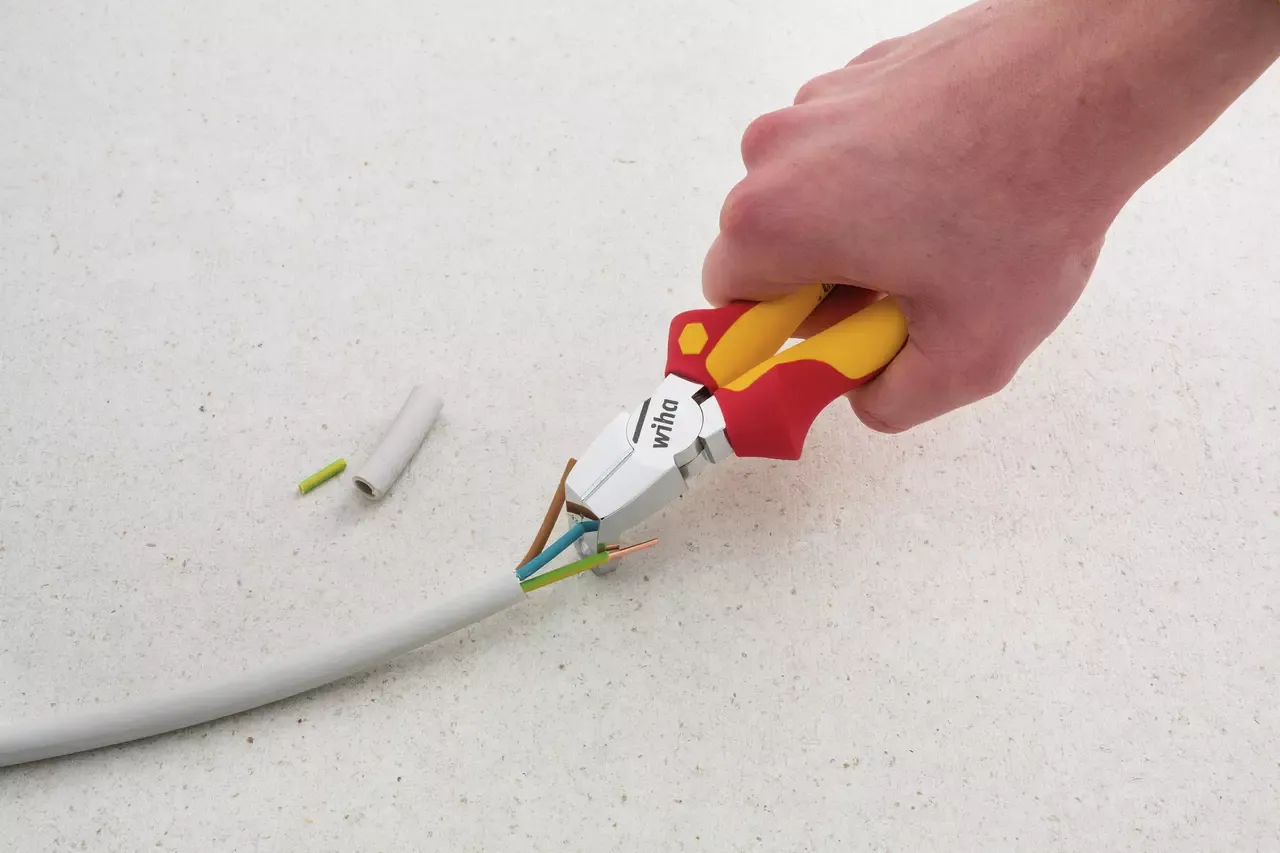 Wiha kliješta TriCut za skidanje izolacije + rezanje W38552