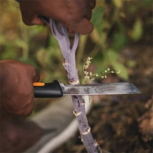 Fiskars vrtni nož K82 X-serija, za berbu, 15cm