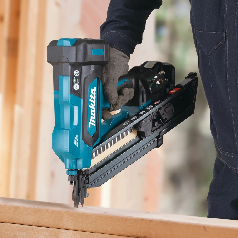 Makita aku čavlerica DBN900ZK 18V do 90mm, solo alat - Slika 12